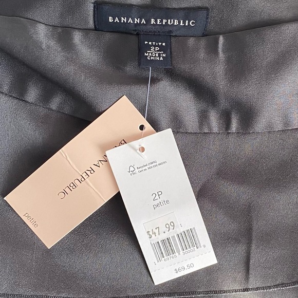 Banana Republic Gray Asymmetrical Tiered Mini Skirt Size 2P NWT - Picture 8 of 10